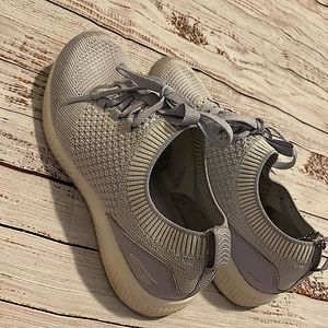 Women’s Skechers Bobs Sport Squad Alpha Dog Shoes 32512